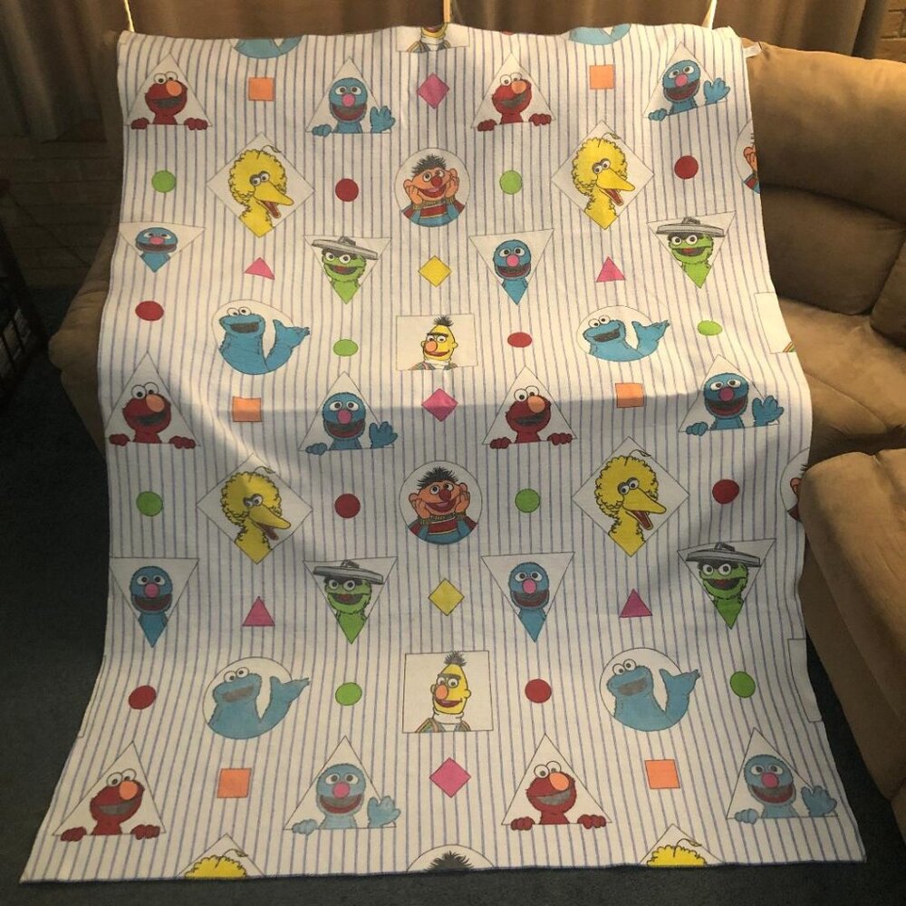 Sesame Street Blanket Shapes Big Bird Ernie Elmo Cookie Monster Vintage 84x61